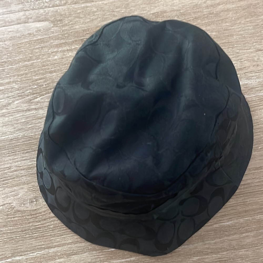 *authentic* Coach Bucket Hat - Picture 2 of 4